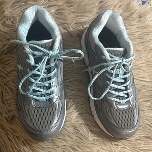 Stylish Women's Athletic Shoes in Gray and Light Blue
